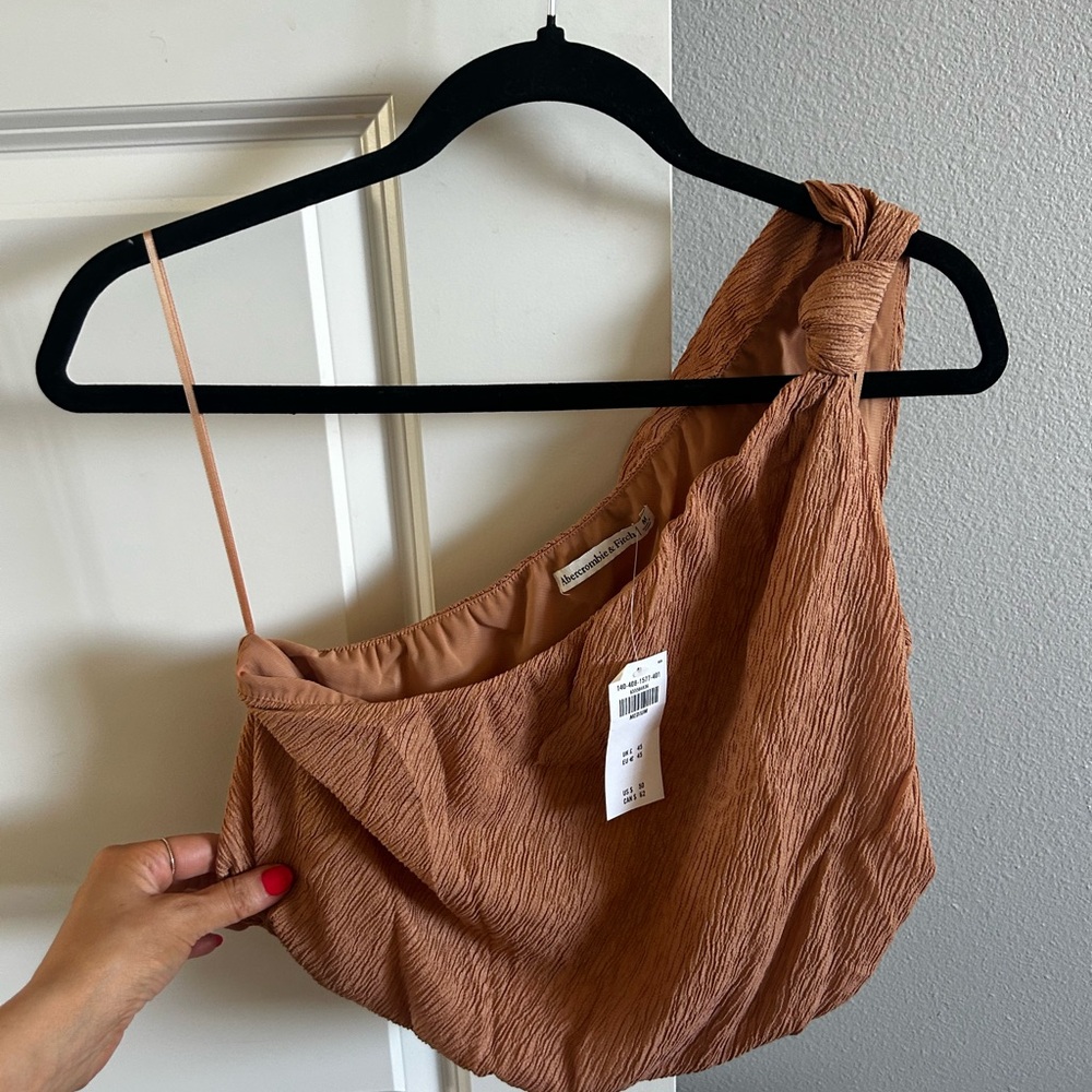 Abercrombie & Fitch Tan Textured Crop Top